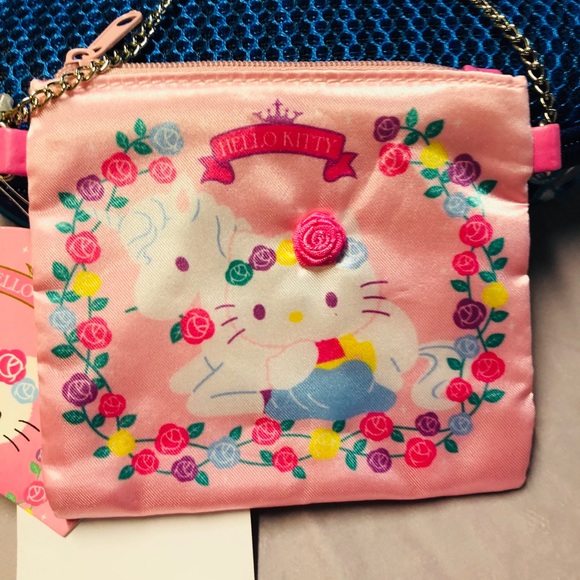 Hello Kitty Handbags - 🦖👀😳❣️HELLO KITTY LITTLE SATIN LIKE PURSE